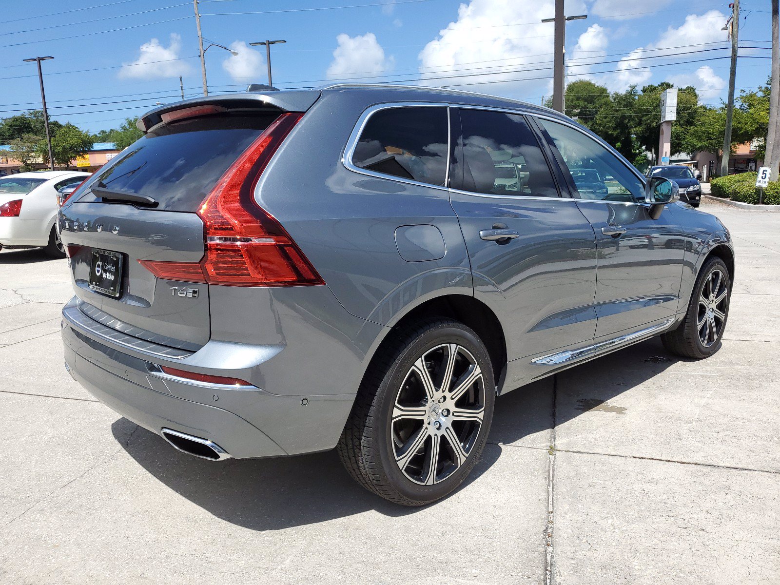 Certified PreOwned 2018 Volvo XC60 Inscription AWD SUV